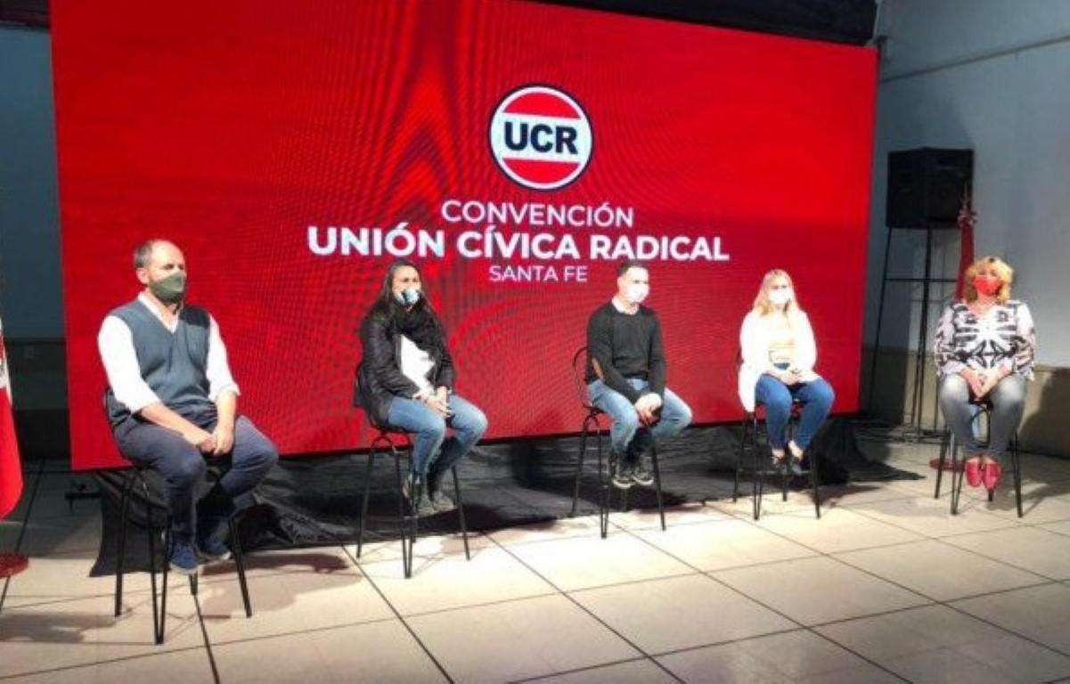 La UCR de Santa Fe decidió desdoblar sus alianzas