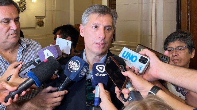 pablo-olivares-maximiliano-pullaro-economiajpg