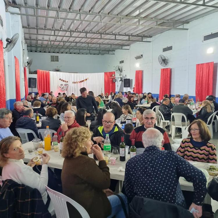 456102940_893727632788255_5631546064831715675_n