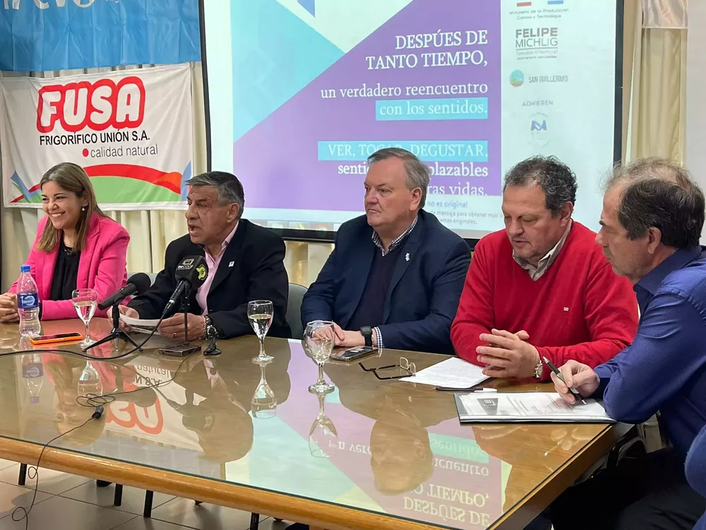 881f3c32-f2a6-455c-b7a4-0a33ae56d107