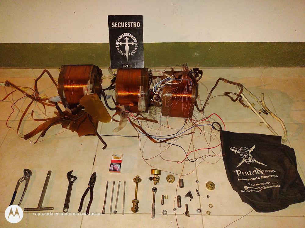 f1b38b08-02d8-4445-a2b7-225f9856f195