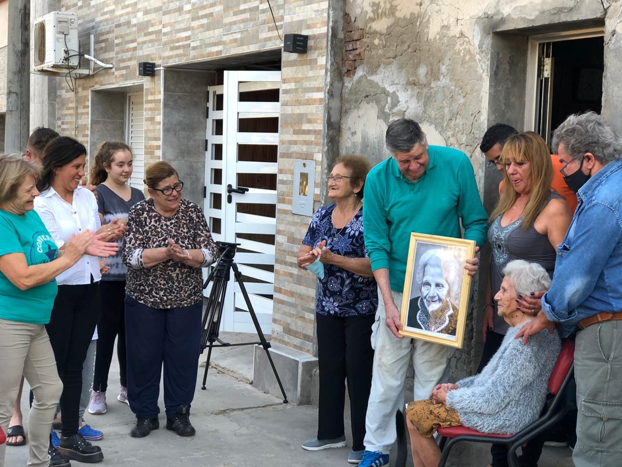 0d199c1b-314f-481d-8bfa-cbbe0e41d5a3