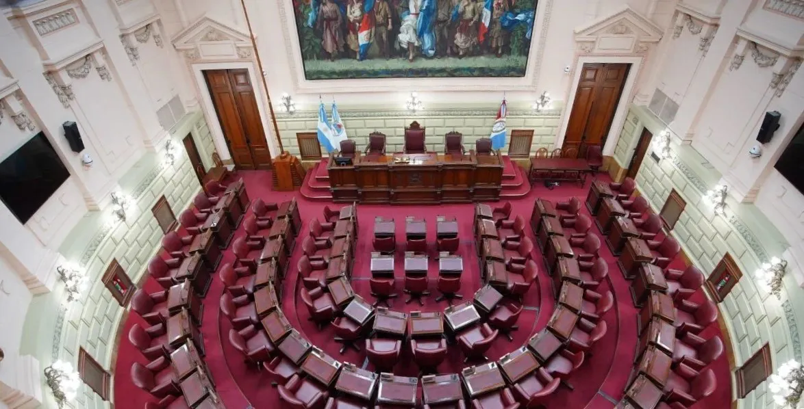 LVqvzRYz3_1300x655__1