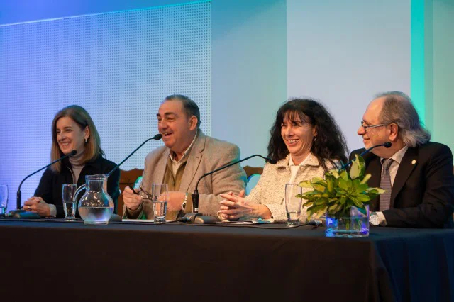 MarcePucci_SVTeI_Foro_Resumen_15_vga