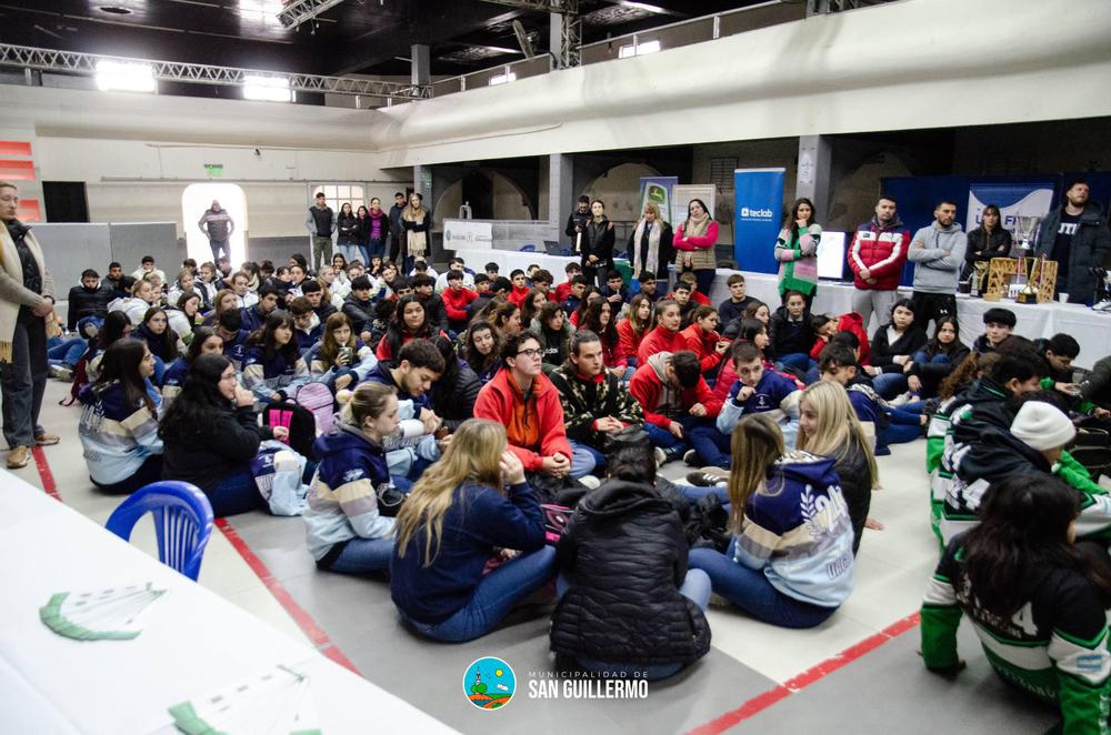 449684784_863491095807385_6630367472139936151_n