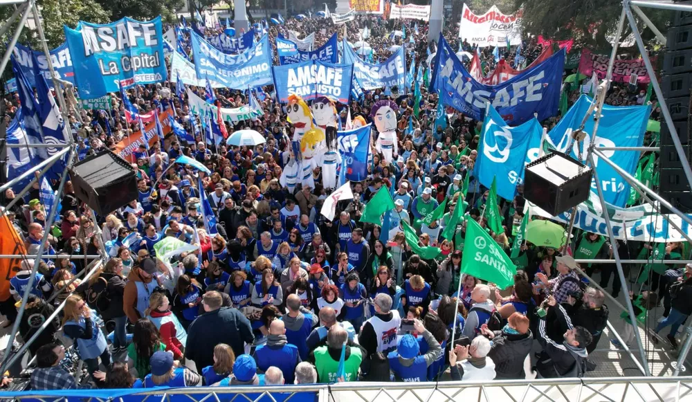paro-docente-agosto (1)