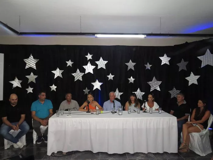 20746-carnavales-023-present