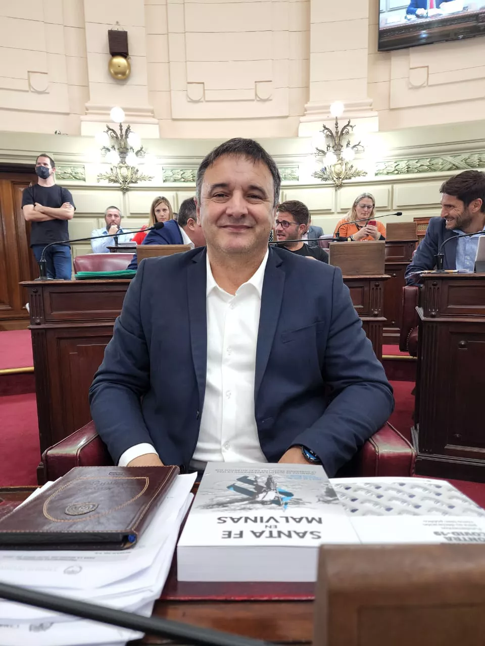 4b3be0e3-7c8f-495f-9364-2860e0398eaa