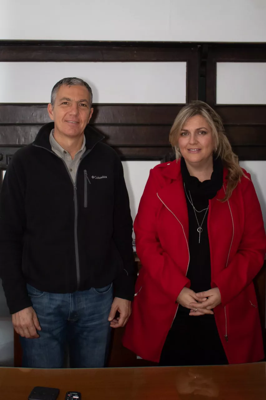 E7044AEA-085E-49A3-B760-3A5804497C29