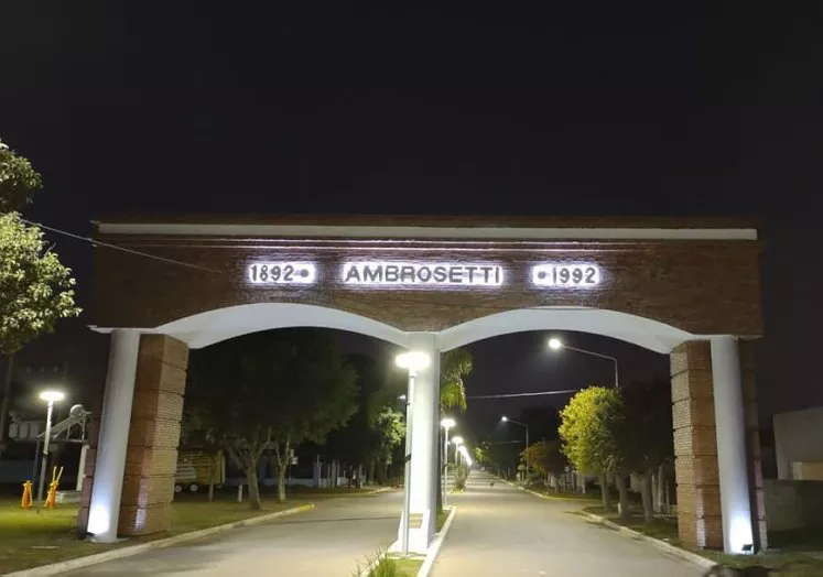 20054-ambrosetti-portico1