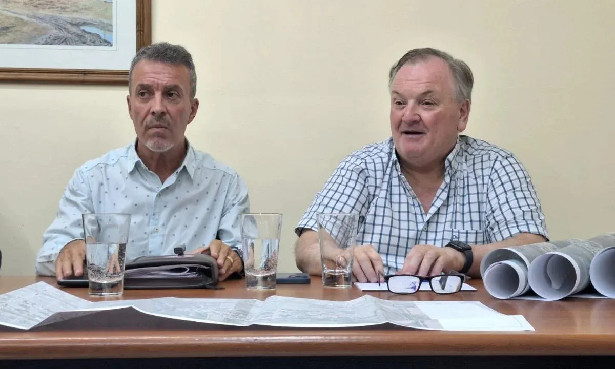 fb5811ec-0157-4646-a793-653c3ed174b6