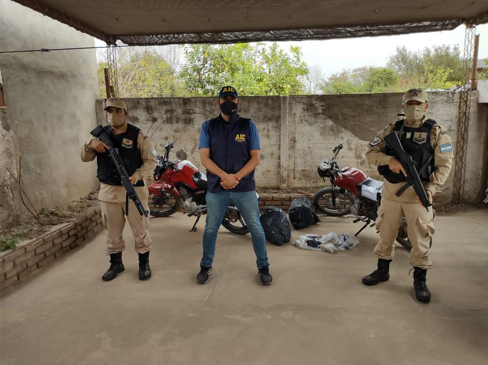 5A50509C-A9FF-45BF-B4FA-47A6016E9031