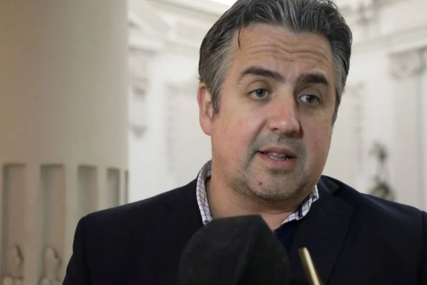 Cdm7Gr2ft_870x580__1