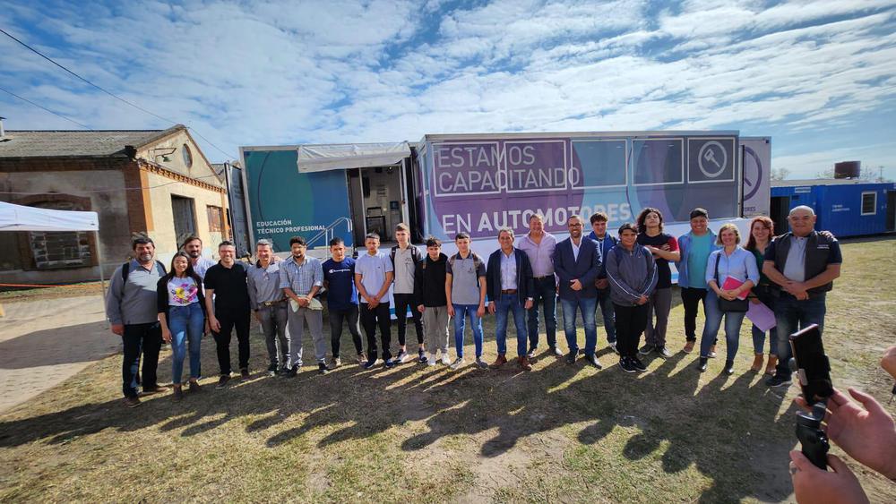 0e452d6b-3d68-4b73-a691-fc1ed6d6cf2b