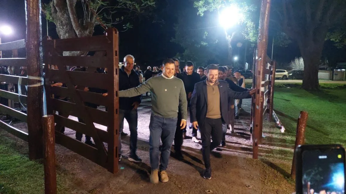 9756c660-7c15-48cb-af2a-2fb88c112e3e