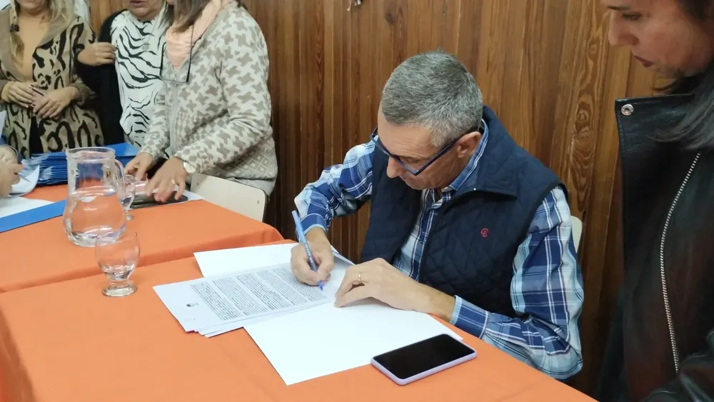 03aeb93f-a8d1-4454-8b7a-775352c64633