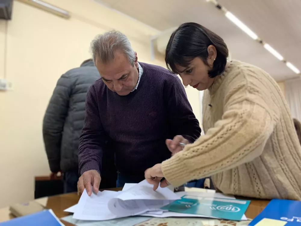 2a717a8c-f0e7-4750-a424-36925f2a532d