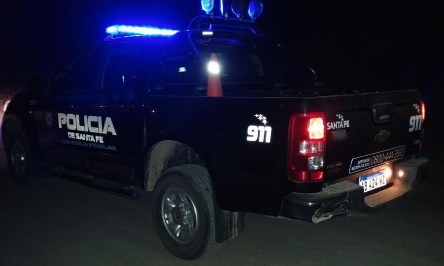 movil-policial-de-noche