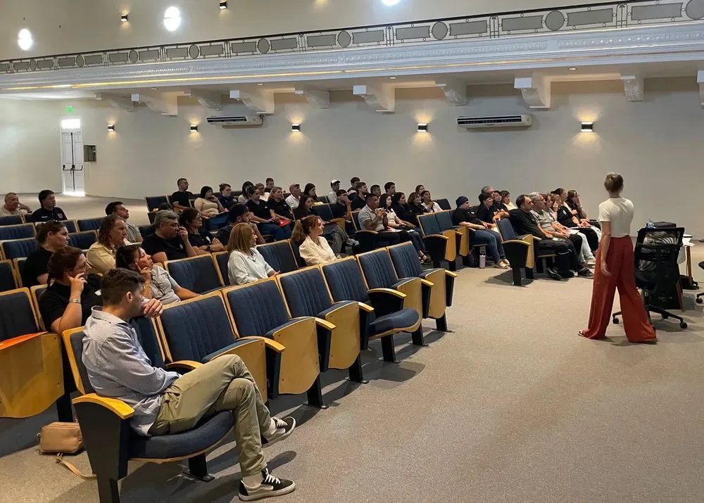 75bec8c4-2b11-4831-9e43-b8a1f739c93b