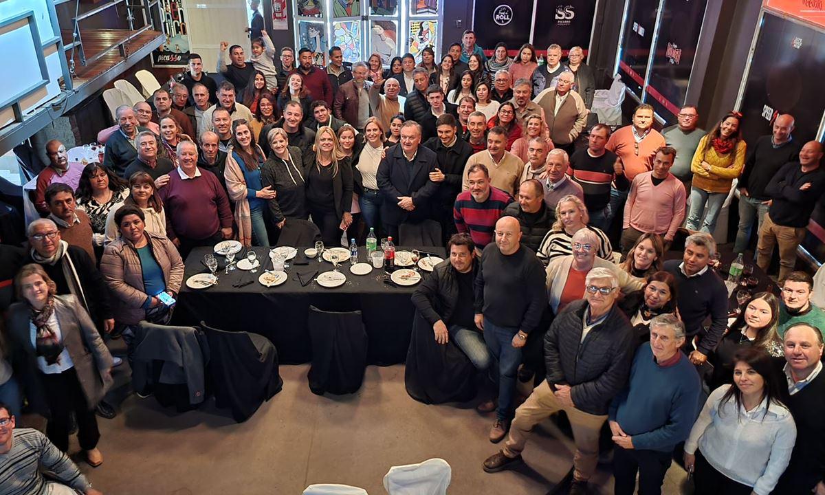 eb890dc8-7533-414a-b3f7-c4d05bbad543