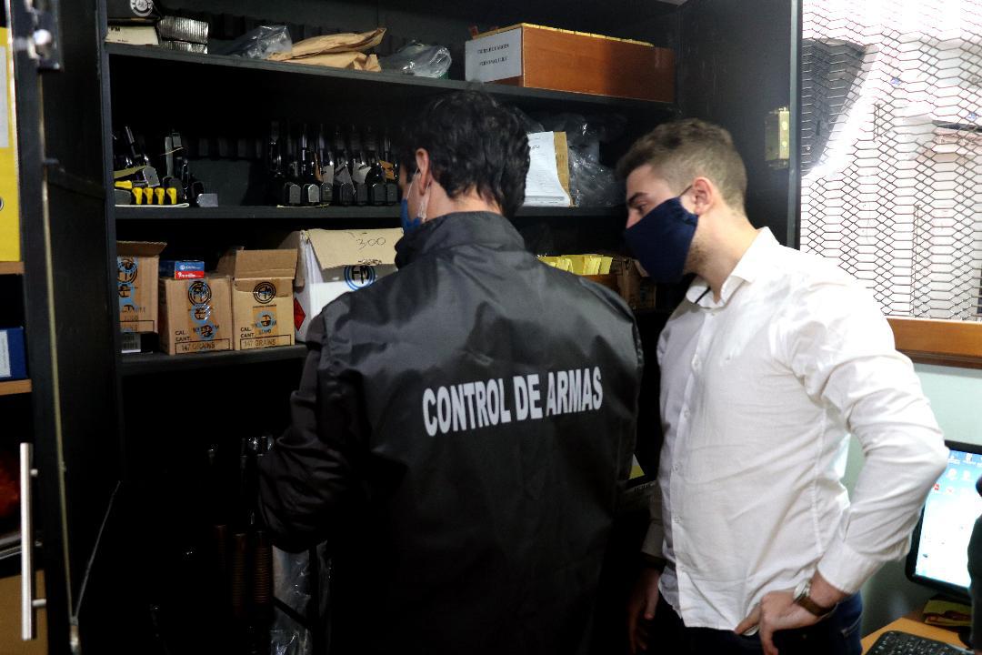 armas