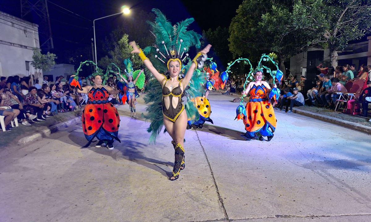 carnavales-ambrosetti-3