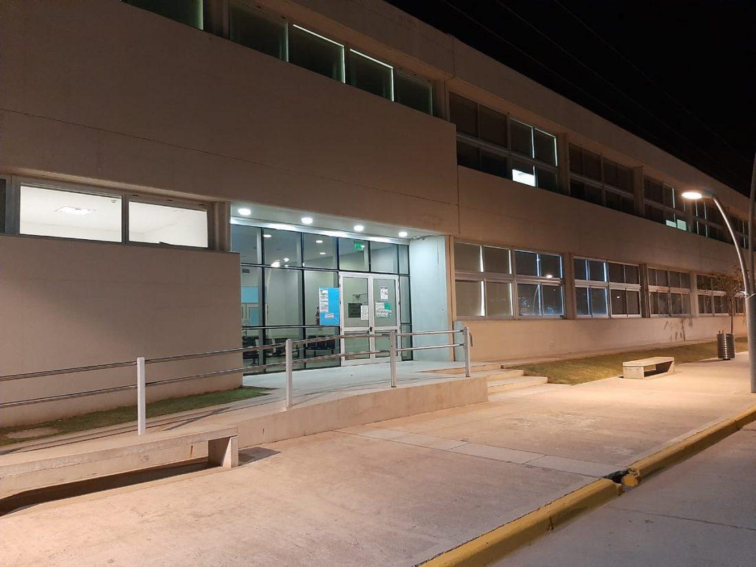 hospital-ceres-1100x825