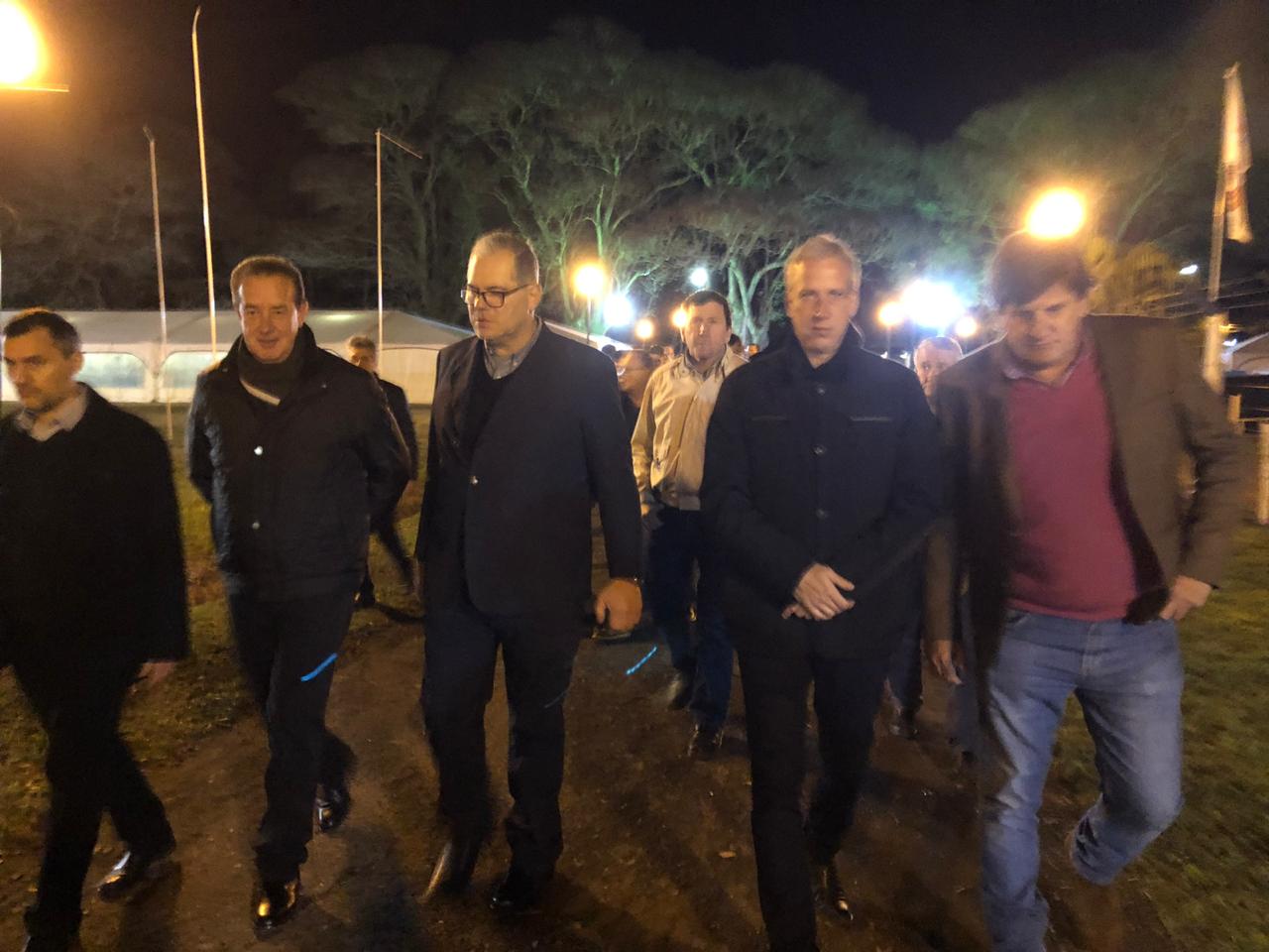 faa7c797-6cfa-494d-a554-b4e22274860b