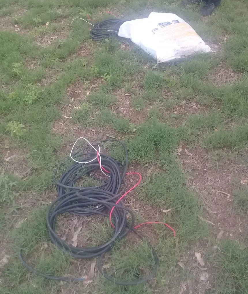 57562891-5b2b-4b35-9b7e-4a1938228347