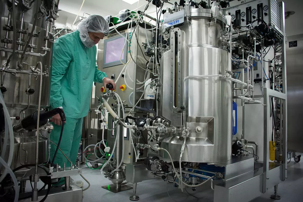 Zelltek_Planta PTLC_Foto 10_Biorreactoresp