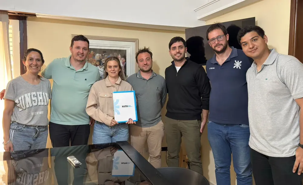 e1616b99-fdba-4ca8-ac5a-38e31b6aa222